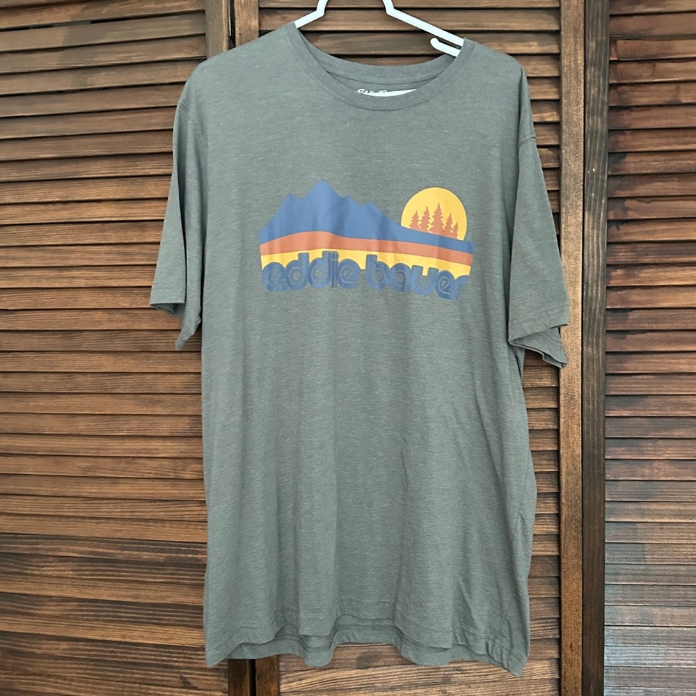 Eddie Bauer Men's Gray Graphic Tee Tall